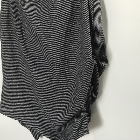 EVA FRANCO BLUE WHITE PINSTRIPE PLEATED FRONT RUFFLE SKIRT 4 SMALL - Picture 4 of 4